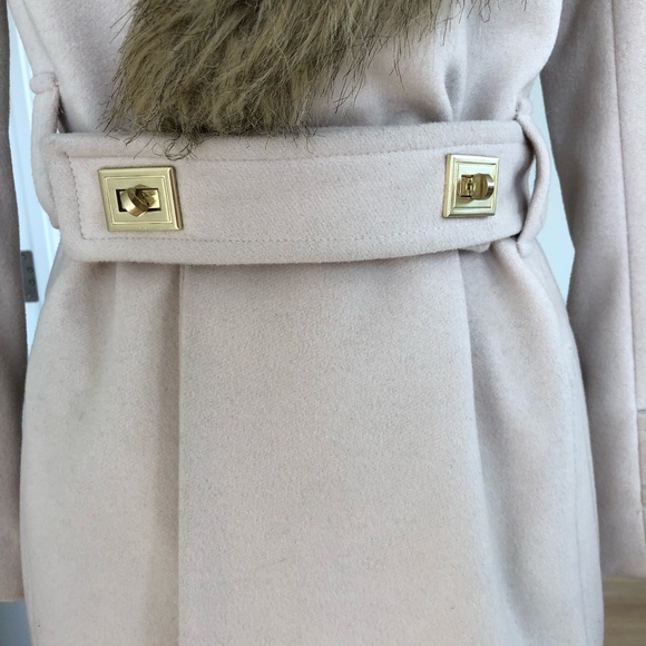 Coat - Picture 3 of 8